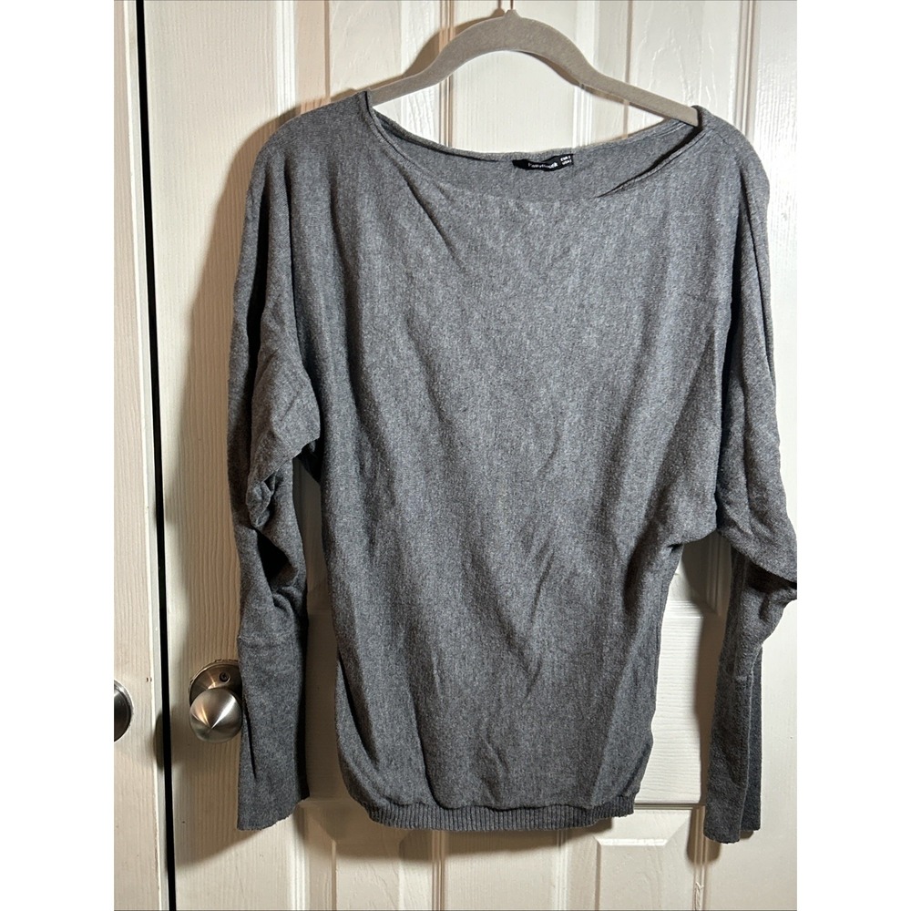 Small Patty Boutik Women's Sweater Gray S Long Sleeve Fitted Waist & Cuff rib